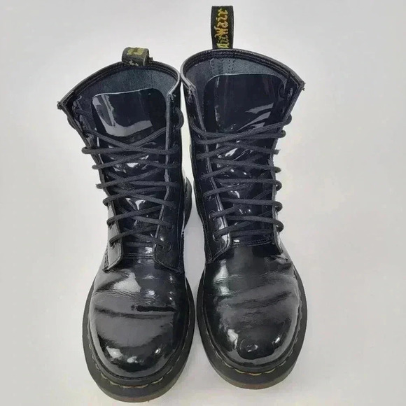 Dr. Martens 1460 Patent Leather Black Boots - 8 - Picture 7 of 10